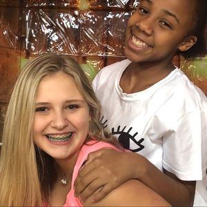 Meet your Posher, Caroline